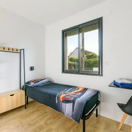2 Bedroom Awesome In Saint-gervais-en-belin * Saint-Gervais en-Belin