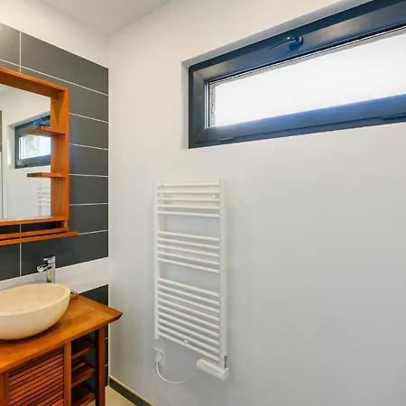 Casa de Férias 2 Bedroom Awesome In Saint-gervais-en-belin